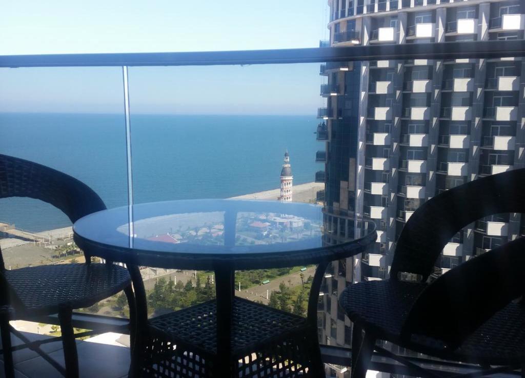 Orbi Towers Apartment-Mari Батумі Екстер'єр фото
